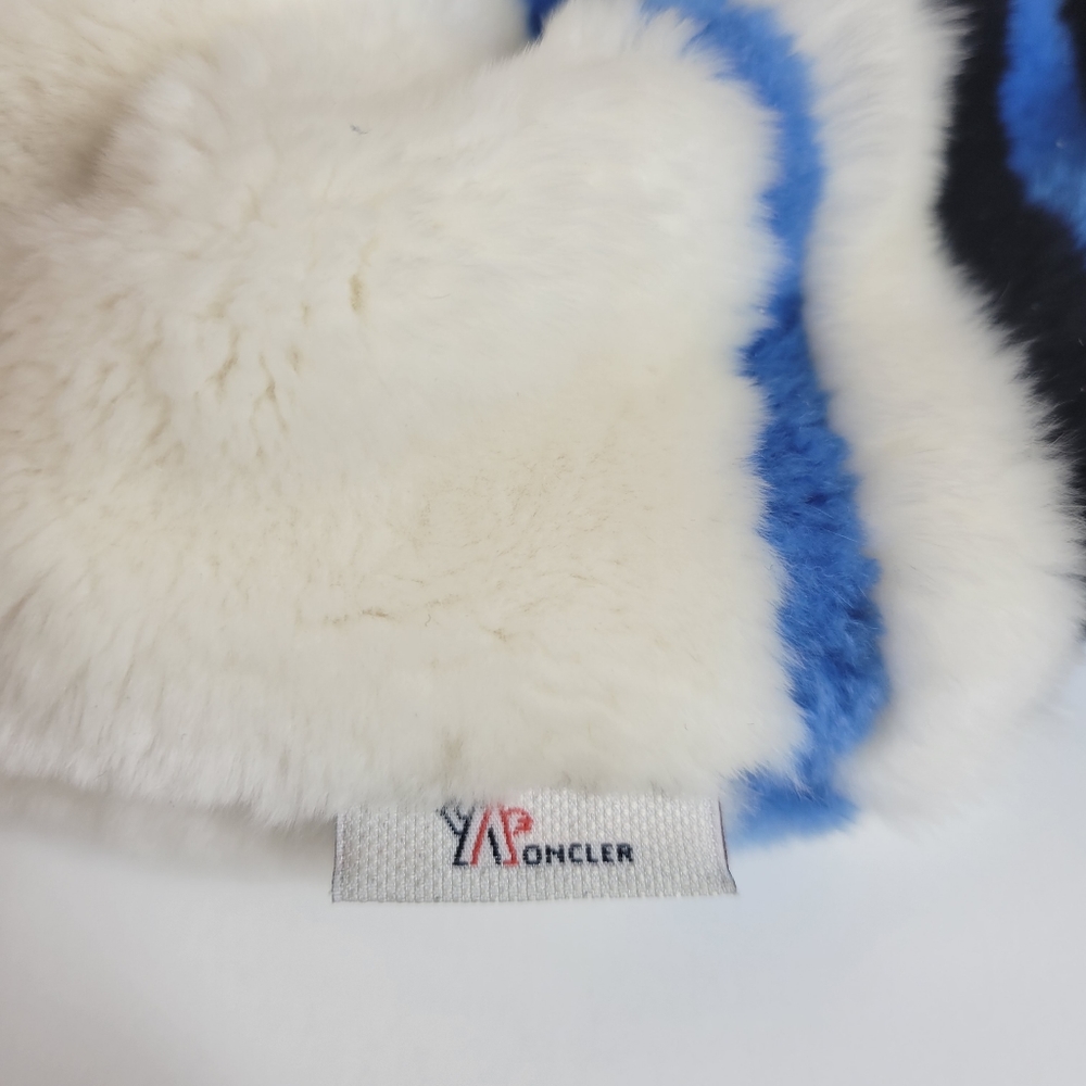 Moncler Grenoble Après Ski Hat women's Large NWT - Picture 4 of 5